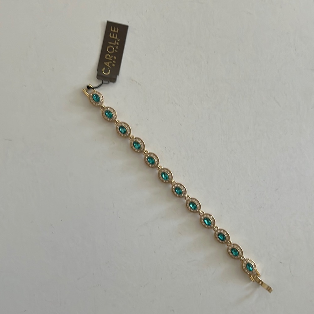 Carolee bracelet nwt